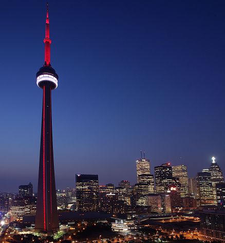 CN Tower Philips LED fények megvilágításában