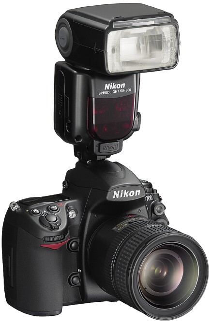 Nikon D700 & SB-900